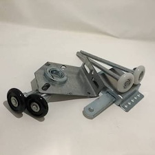 Expert-Garage-Door-Roller-Replacement-in-Crestview 5