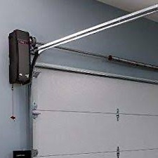 Project-Spotlight-Choosing-the-Right-Garage-Door-Opener-for-Your-Home 2